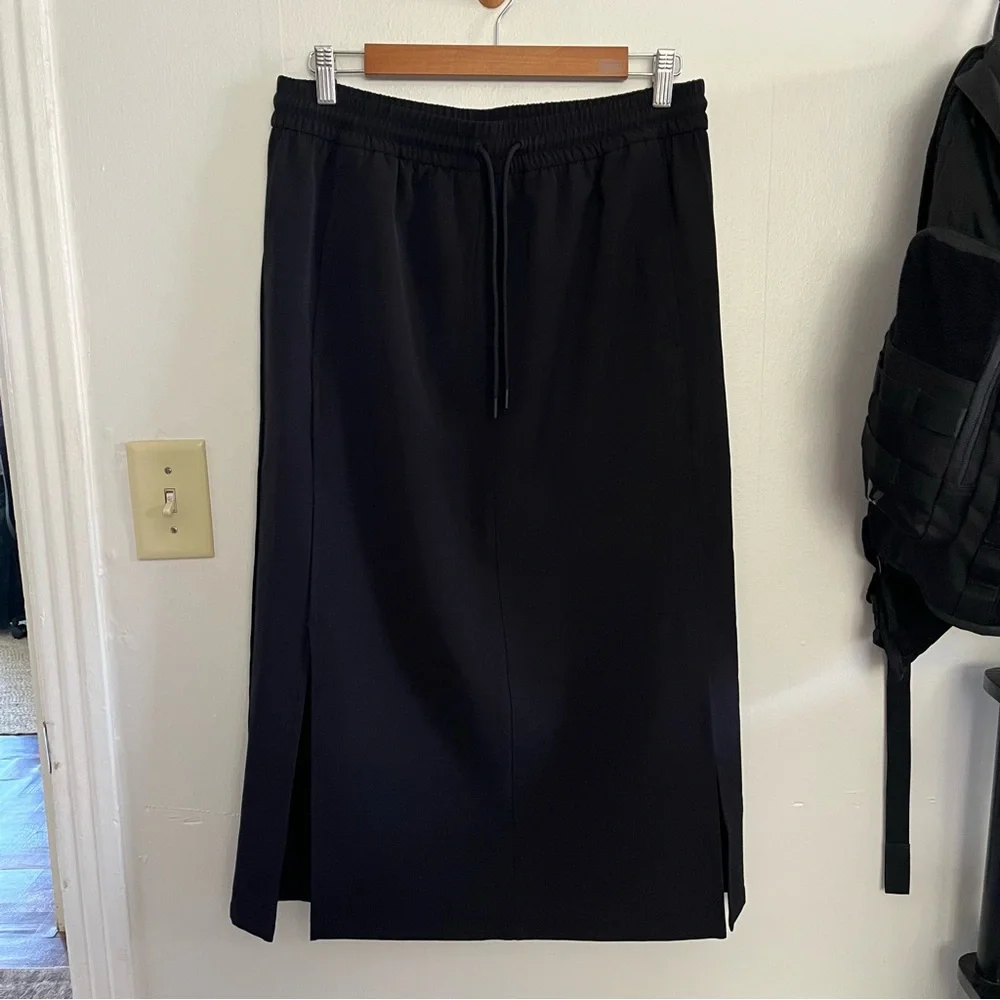 Athleta Stride Black Midi Skirt with Slits and Drawstring Waist - Picture 2 of 7